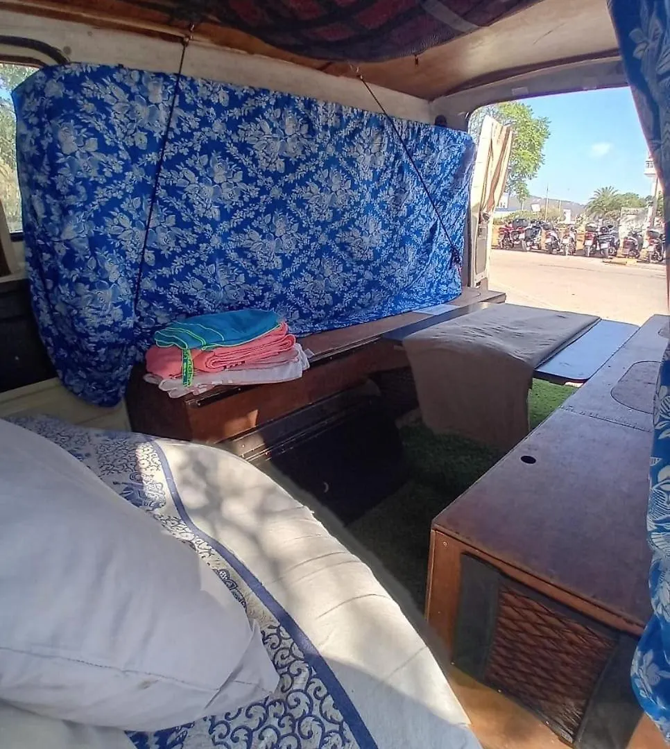 Vintage Camper Van Explore Driving Mallorca - Full Equip パルマ・デ・マリョルカ 0*,  スペイン